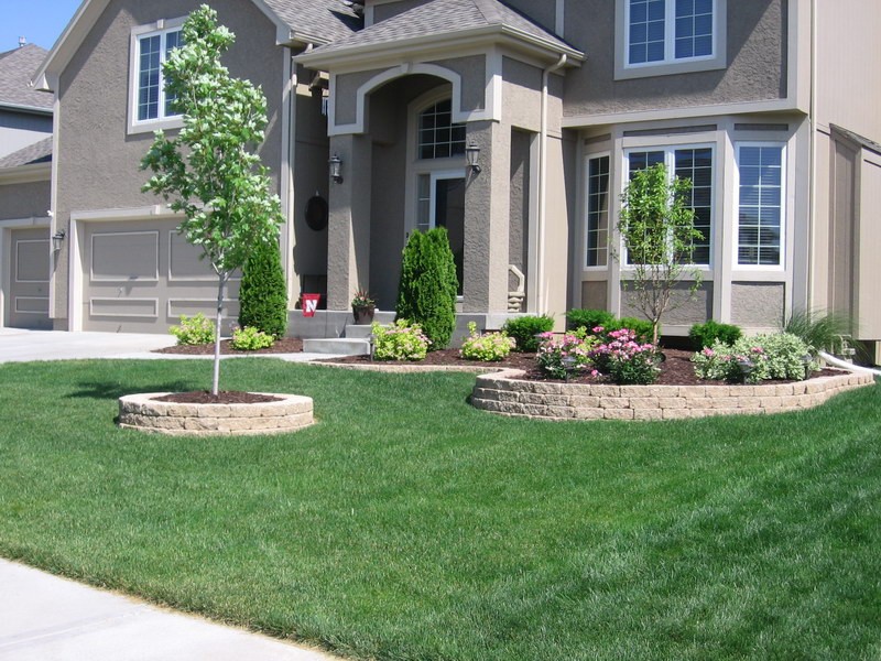 Front Yard Landscaping Designs