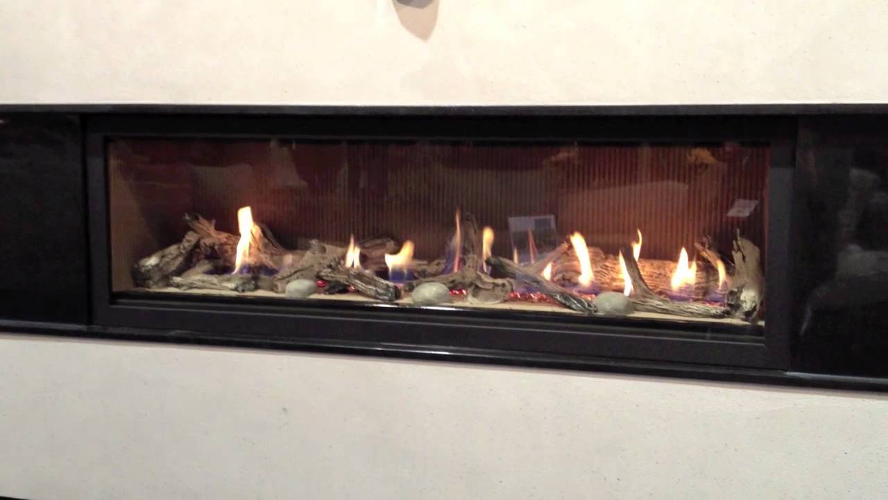 Ceramic fireplace logs