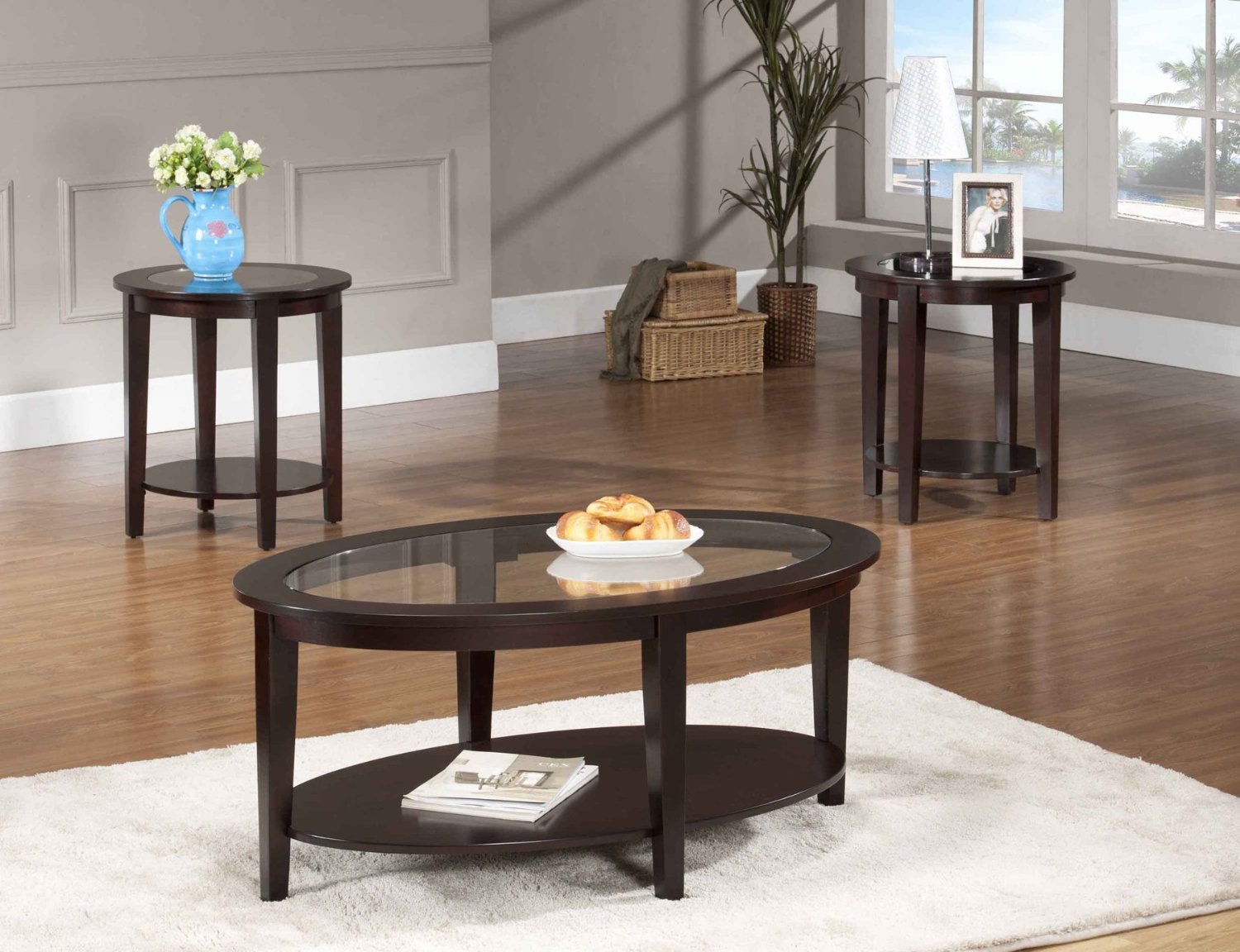 Oval coffee table set