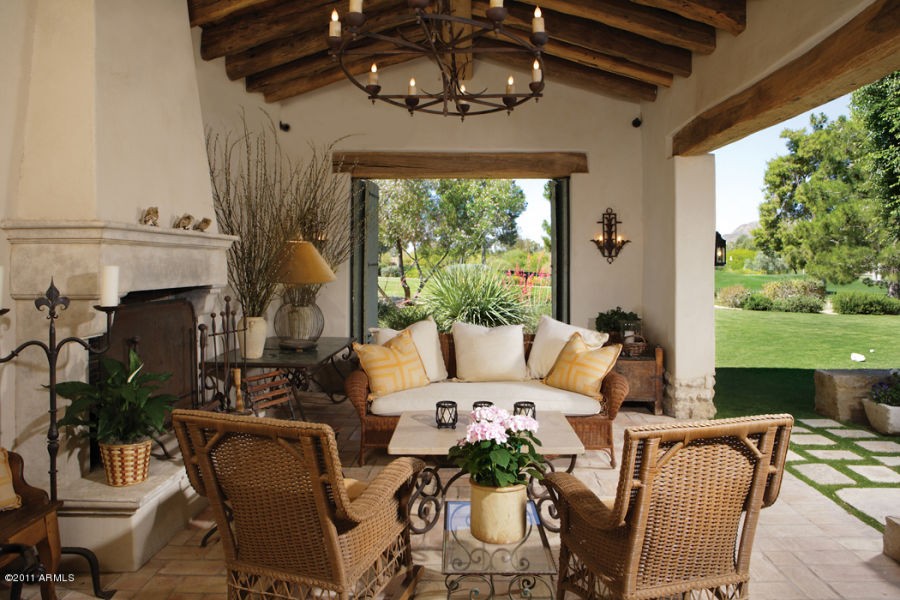 Spanish home decorating ideas